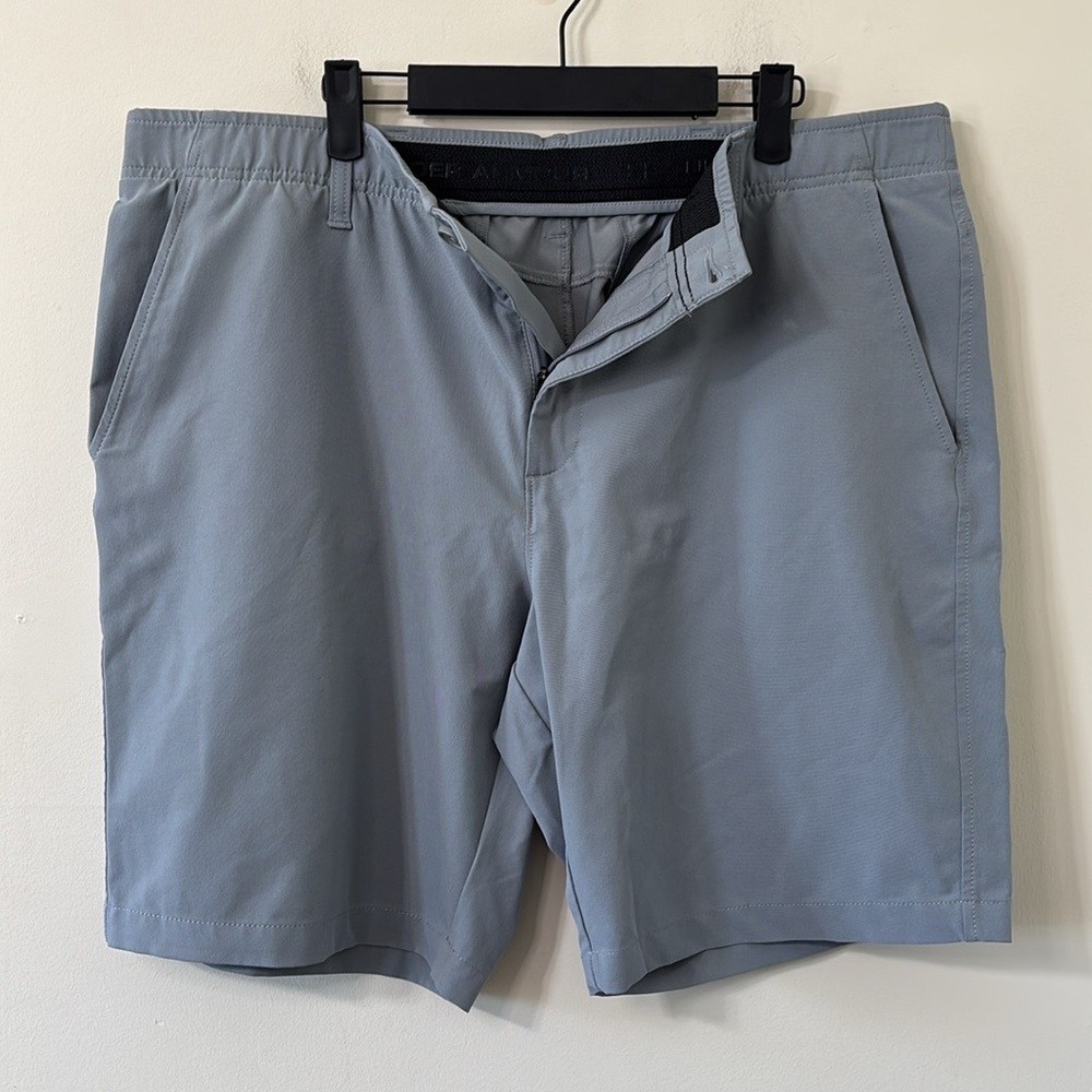 Under Armour Men’s Tech Golf Shorts 9” Gray Size 40 - Picture 3 of 6